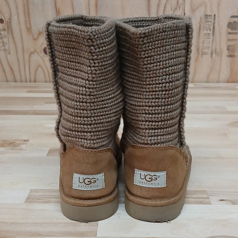 UGG Knit Tan Mid Calf Boots Size 3